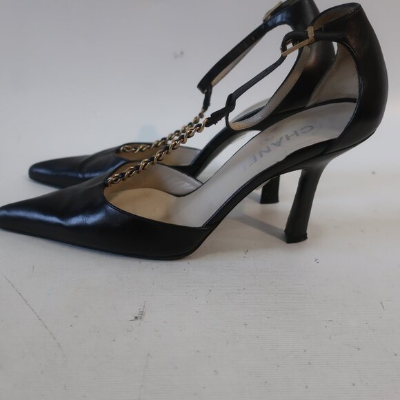 Authentic Chanel Black Pointy Leather Chain Link T-Strap Heels 39.5 US/9.5 - Picture 5 of 16